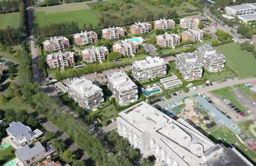 Desarrollo Ayres vila