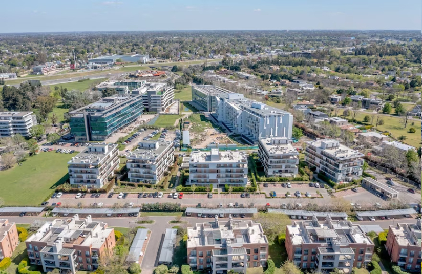 Desarrollo Ayres vila